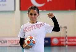 Merve Akpınar'a eğitim ve spor bursu verilecek