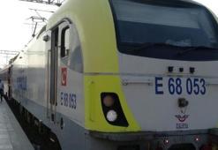 15 ay sonra 'İzmir Mavi Tren'i 300 yolcusuyla yola çıktı