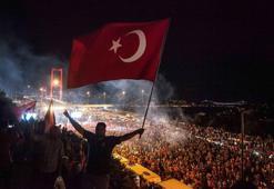 15 Temmuz şiirleri : Duygusal, kısa, 1,2 kıtalık! 15 Temmuz resimli şiirleri