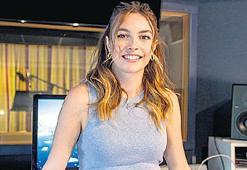 Hayvan sevgisini  aşılıyor