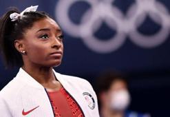 Simone Biles, hayat hikayesiyle dikkati çekiyor