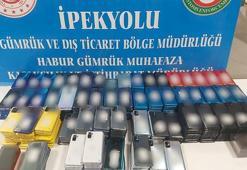 Habur'da 690 kaçak cep telefonu ele geçirildi