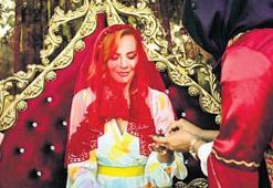 Züleyha’dan düğün şarkıları