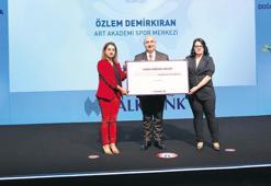 Girişimci kadınlara 4 milyar lirayı aşan kredi