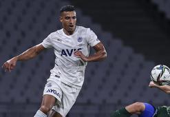 Son dakika - Fenerbahçe'de ayrılık sırası Nabil Dirar'da!