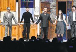 Tiyatro tutkunları...