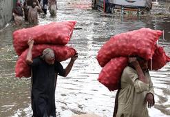 Pakistan'da aşırı yağışlar can aldı: Ölü sayısı 18'e çıktı