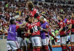 Flamengo, sahasında Barcelona SC'yi 2-0 yendi