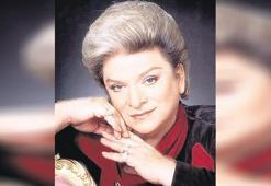 ‘Umarım Zeki Müren bizi görüyordur’