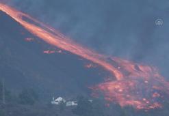 Cumbre Vieja yanardağından çıkan lavlar denize yaklaştı
