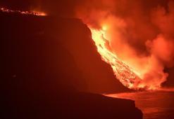 La Palma'da lavlar 10 günde Atlas Okyanusu'na ulaştı