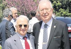 Cağaloğlu’ndan bir Sami Kohen geçti