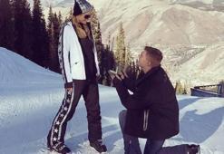 Paris Hilton nişanlanınca biz de nişanlanmış sayıldık