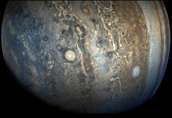 NASA Jüpiter'in yeni fotoğraflarını yayınladı