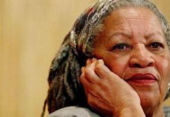 Toni Morrison 'Nobel ödüllü kadın yazar'dan çok daha fazlasıydı