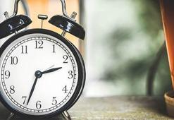 Alarm ertelemek neden yorgun hissettiriyor?