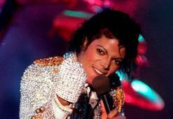 İnanmayanlar artıyor: Michael Jackson aramızda mı?