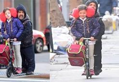 Peter Dinklage, 'çocuğuyla arkadaş gibi olan baba' tanımına cuk oturuyor