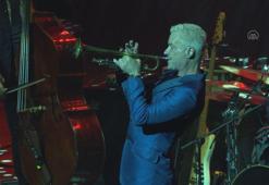 Grammy ödüllü Chris Botti, AKM'de müzikseverlerle buluştu