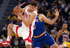 Alperen Şengün'den 12 sayı, 5 ribaunt