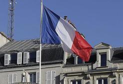 Fransa ile Rusya'dan Paris'te kritik görüşme