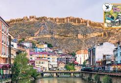 Bayburt’tan sisli tepelere