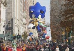 New York’ta Şükran Günü Geçit Töreni renkli görüntülere sahne oldu