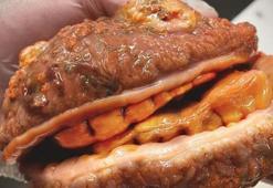 Hamburger sandılar balık çıktı! Sosyal medya bu görüntüyle çalkalanıyor...