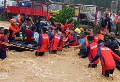 Filipinler'de Rai Tayfunu karaya çıktı: On binlerce kişi tahliye edildi