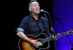 Bruce Springsteen tüm kayıtlarını ve müzik haklarını sattı!