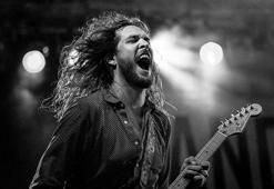 Şaşırmış şarkıcı tekerlemesi oku