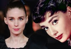Audrey Hepburn'ün hayatını anlatacak filmin başrolü belli oldu