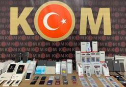 40 bin TL'lik kaçak cep telefonu aksesuarı ele geçirildi