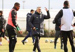 Kocaelispor’da Mehmet Altıparmak sahaya indi