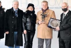 Hasan Tahsin Koşusu’nda zafer Karamustafa’nın