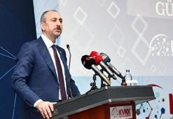 Bakan Gül: FETÖ'vari anlayışın gerçekleşmemesi için hukukun tedbir alması görevdir