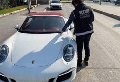 İstanbul'da lüks otomobil kaçakçılarına operasyon