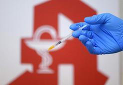 Almanya’da eczanelerde Kovid-19 aşı uygulaması başladı