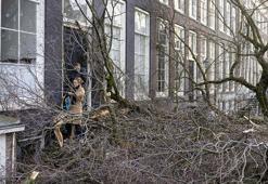 Hollanda’da kırmızı alarm! Hayat durdu