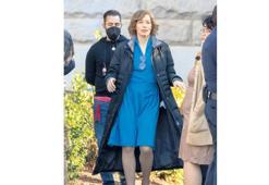 80’lere götürdü