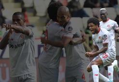Son dakika haberi: Antalyaspor'da yeni transfer şov yaptı! Adem Büyük'ten şaşırtan hamle