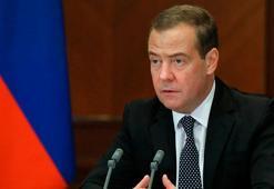 Medvedev'den savaş tehdidi