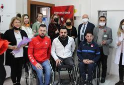 Şampiyon sporculardan öğretmenlerine vefa ziyareti