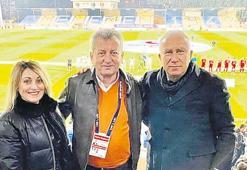 Alkışlar İZVAK ve Cumhuriyet Kadınları’na