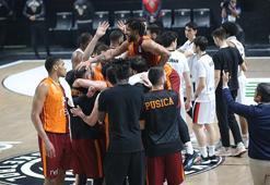 Beşiktaş evinde Galatasaray'a kaybetti! Son çeyrekte geri dönüş