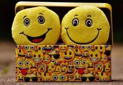 1 Nisan şakaları 2026 | Arkadaşa, sevgiliye, eşe komik ve farklı 1 Nisan şakaları..