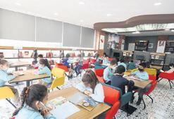 Efelerli öğrencilerden Kitap Kafe’ye tam not