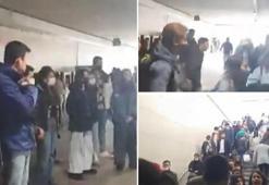 Ulaşım zammını turnikelerden atlayarak protesto ettiler