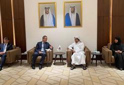 Bakan Özer, Türkiye’nin Doha Büyükelçiliği’ni ziyaret etti