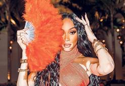Vegas güzeli Winnie Harlow